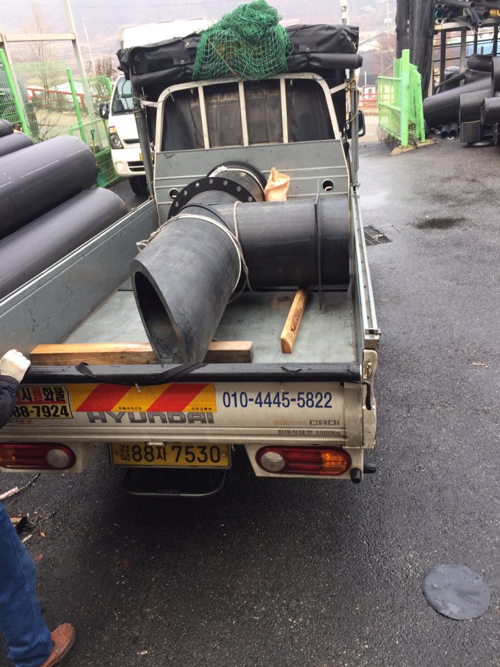 2949892323_CFiUGmOd_dd896e50ec8915d580785df6954ef136cd4f9d41.jpg 이미지크게보기